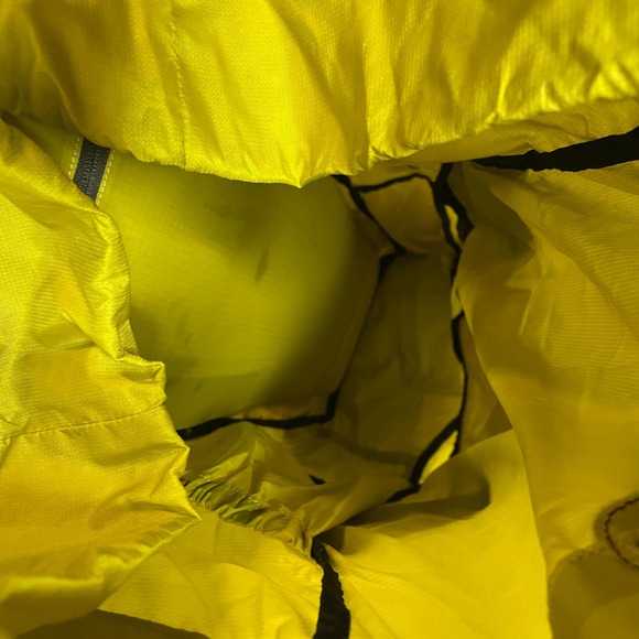 Arcteryx Axios 35 Backpack Citron Green Hiking Trekking Daypack Mens Womens - Picture 8 of 9